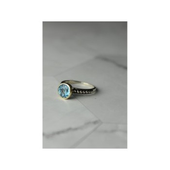 925 Sterling Silver Blue Spinel Ring Size 6