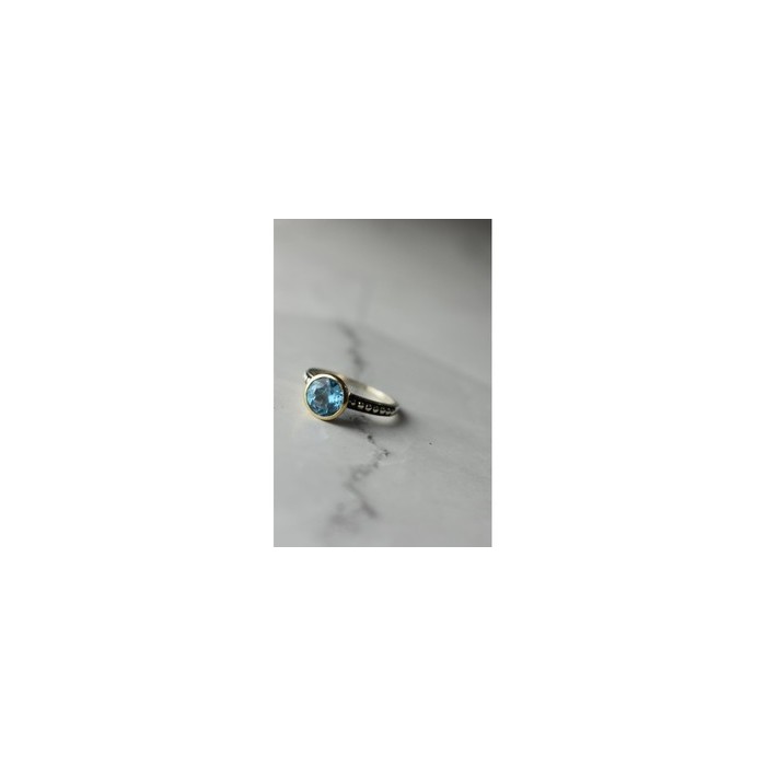 925 Sterling Silver Blue Spinel Ring Size 6