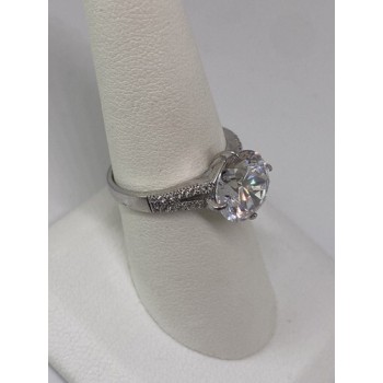 925 Sterling Silver CZ Ring Size 7.75
