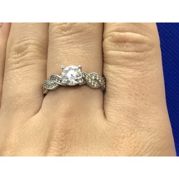 925 Sterling Silver CZ Ring Size 8