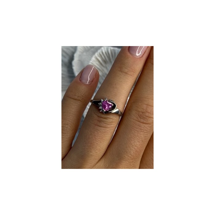 925 Sterling Silver Pink Topaz Heart Ring Size 6