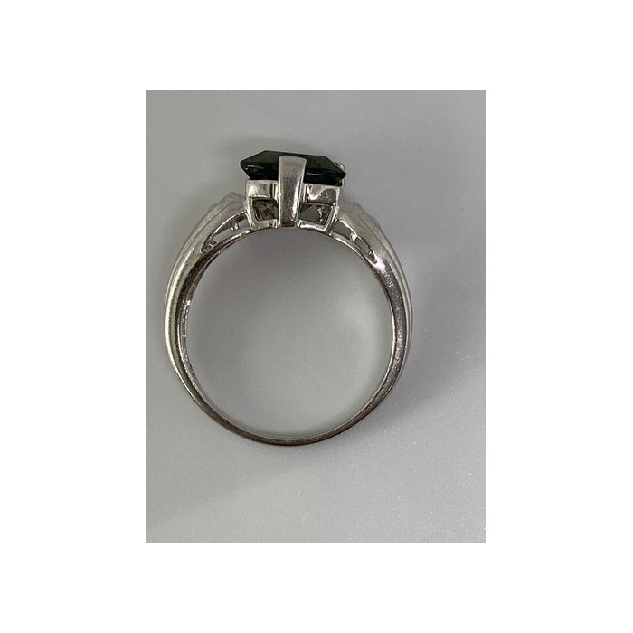 925 Sterling Silver CZ Ring Size 7.75