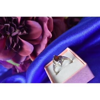 925 Sterling Silver Garnet Ring Size 6.5