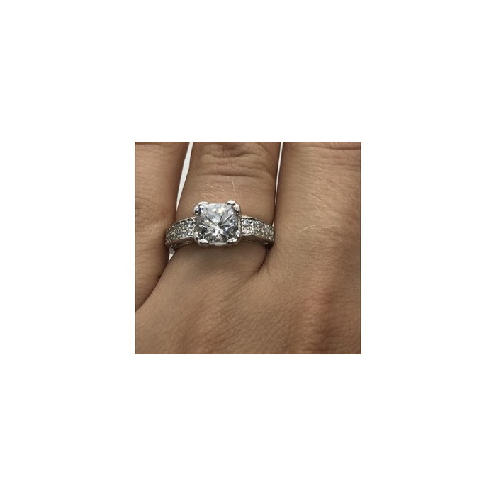925 Sterling Silver CZ Ring Size 6.5
