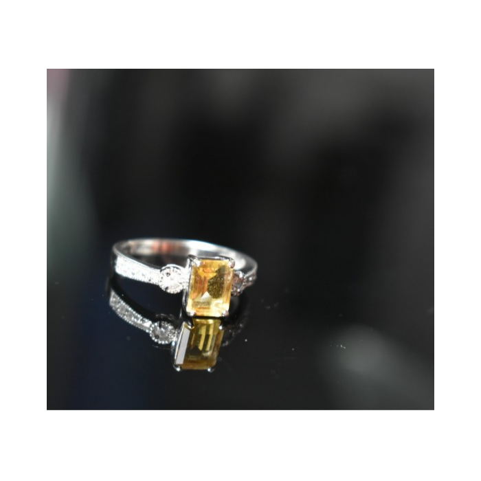 925 Sterling Silver Citrine & CZ Ring Size 8