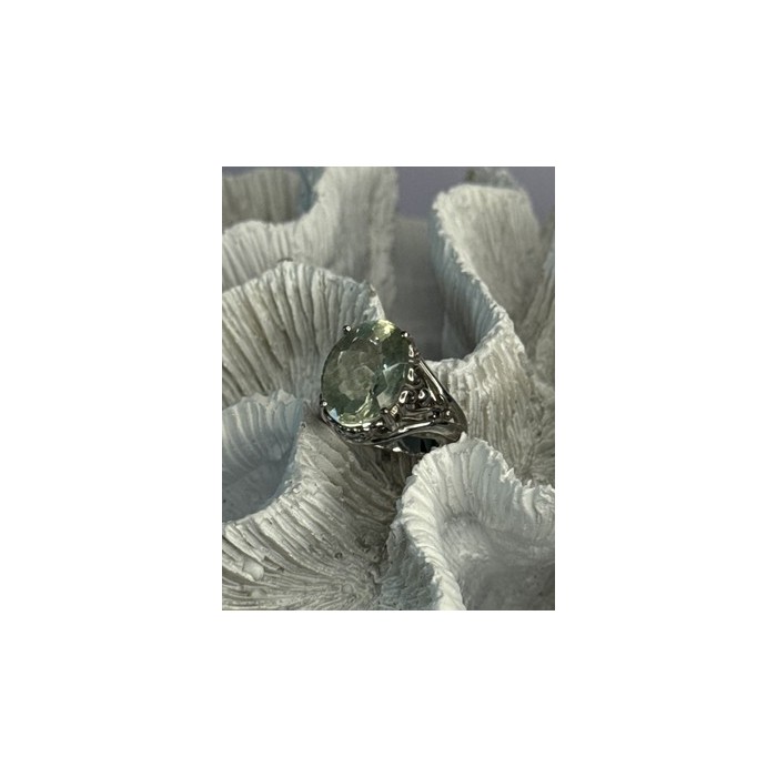 925 Sterling Silver Pale Green Amethyst Ring Size 7
