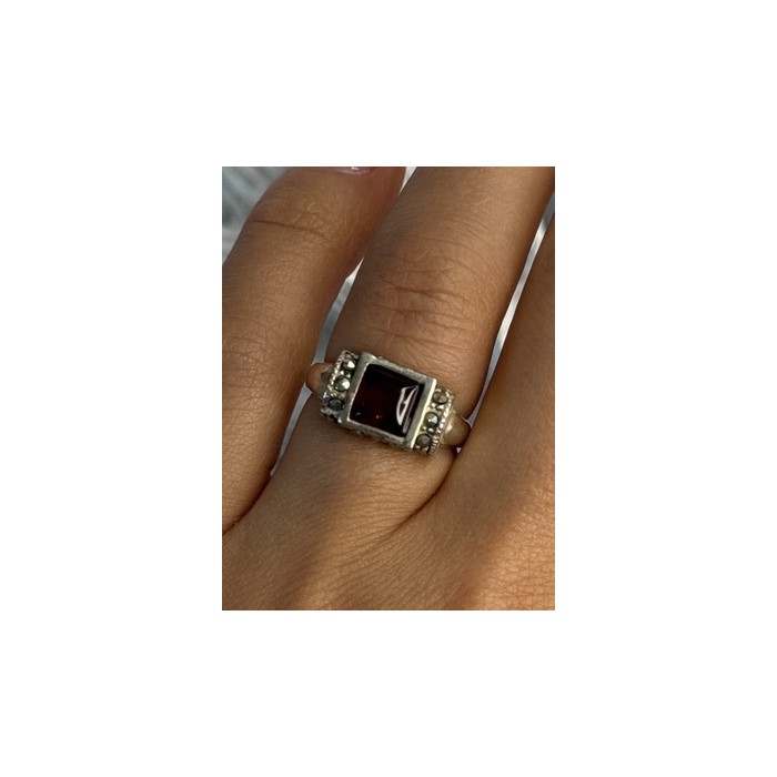 925 Sterling Silver Amber & Marcasite Ring Size 6.5