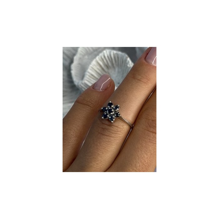 925 Sterling Silver Sapphire Flower Ring Size 6