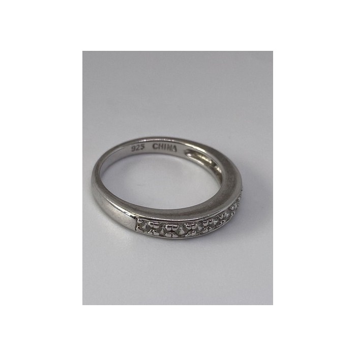 925 Sterling Silver CZ Ring Size 7.75