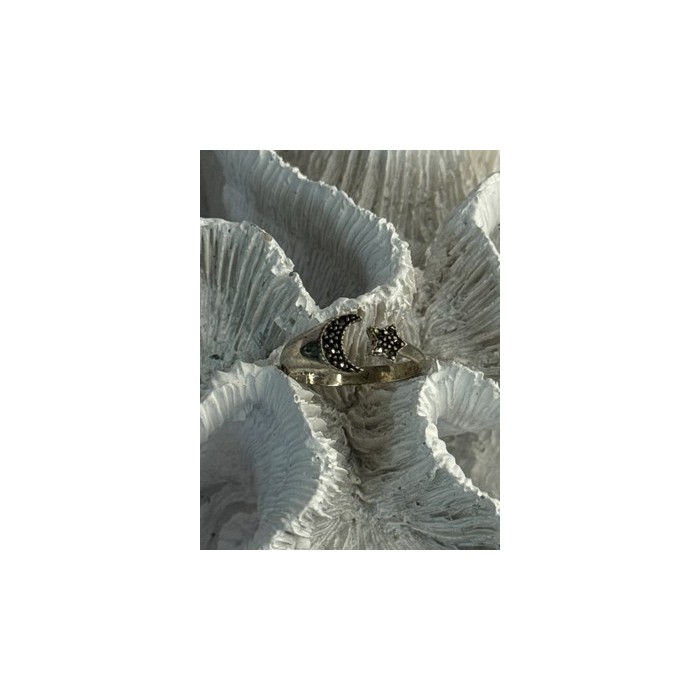 925 Sterling Silver Moon & Star Marcasite Ring Size 8