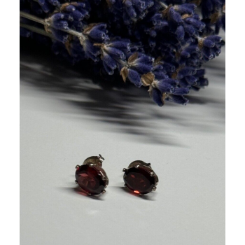 925 Sterling Silver Garnet Earrings