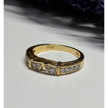 925 Sterling Silver Gold Plated CZ Ring Size 8.5