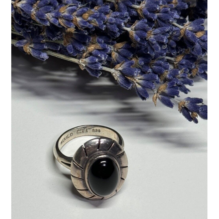 925 Sterling Silver Onyx Ring Size 8.5