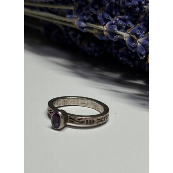 925 Sterling Silver Amethyst Ring Size 6