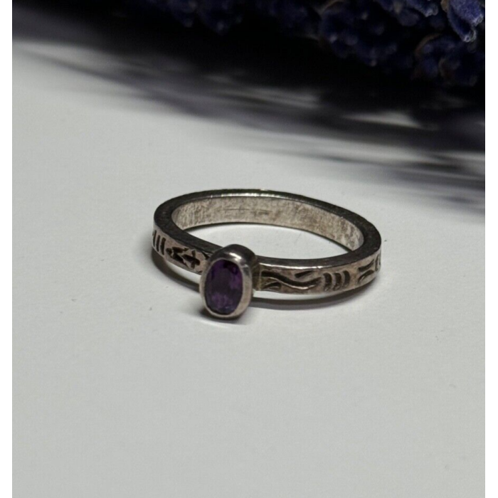 925 Sterling Silver Amethyst Ring Size 6