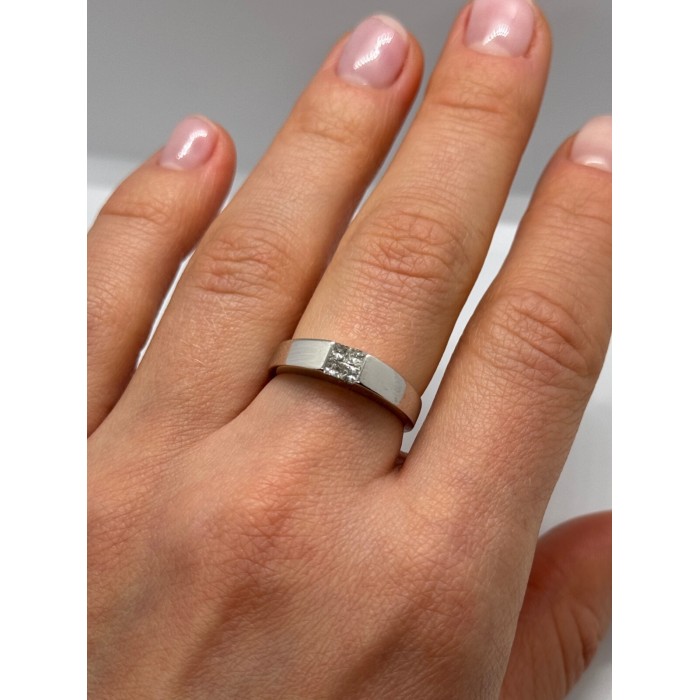 14K WHITE GOLD  DIAMONDS RING SIZE 7