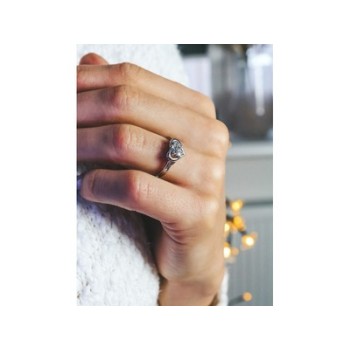 900 PLATINUM SAPPHIRES 