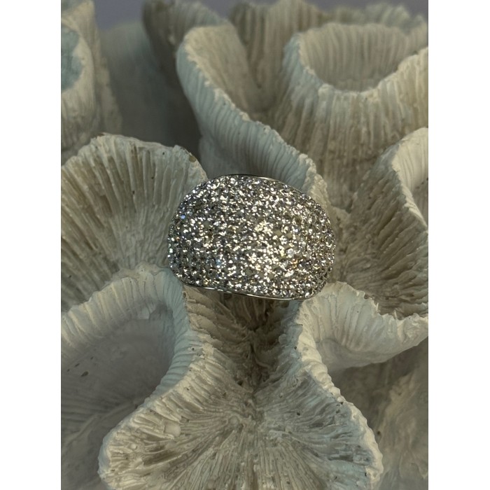 Beautiful 925 Sterling Silver CZ Ring Size 8