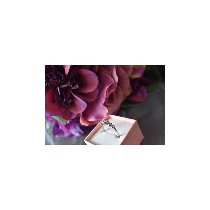 925 Sterling Silver Pink CZ Ring Size 6.5
