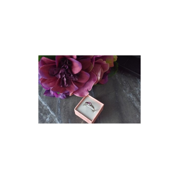 925 Sterling Silver Pink CZ Ring Size 6.5