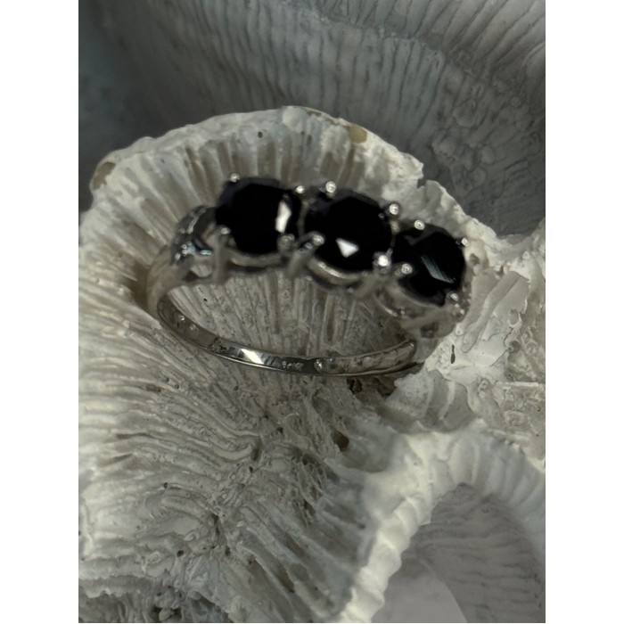 10K White Gold Sapphire & Diamond Ring Size 7.5