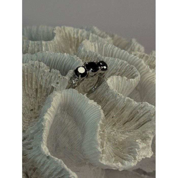 10K White Gold Sapphire & Diamond Ring Size 7.5