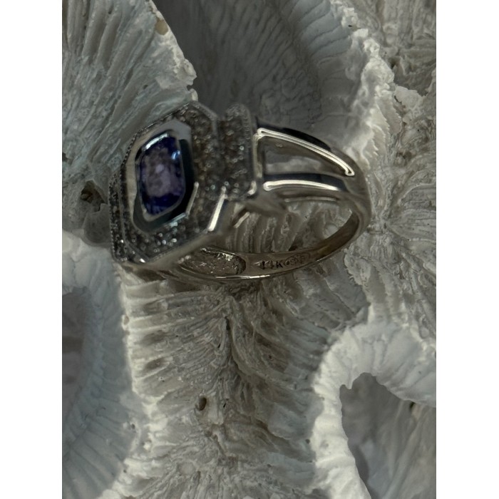 14K White Gold Tanzanite & Diamond Ring Size 6