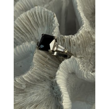 925 Sterling Silver Black Onyx & Beryl Ring Size 7