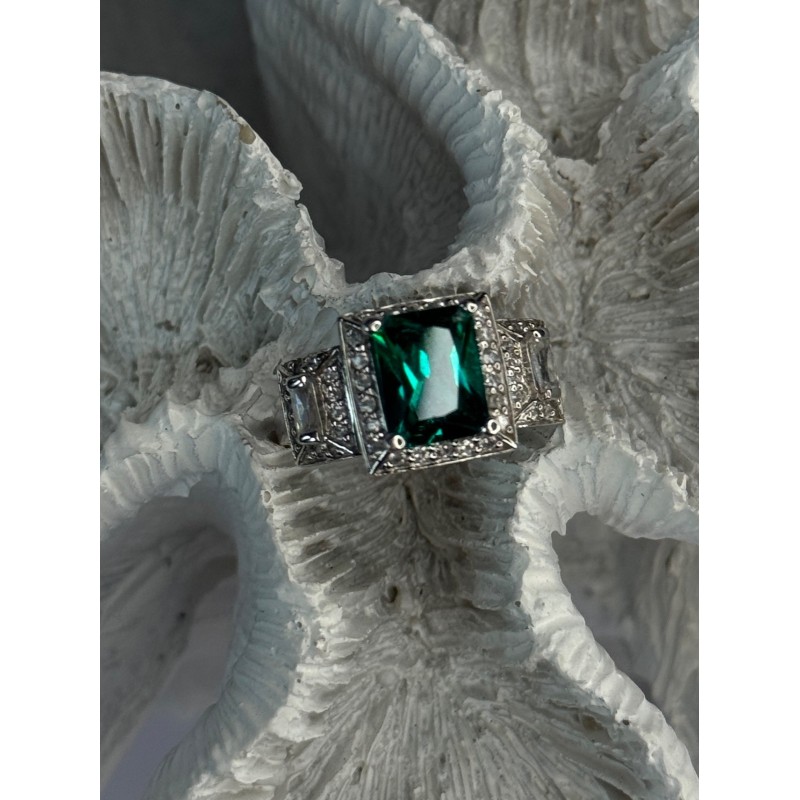 925 Sterling Silver Emerald & Cz Ring Size 6