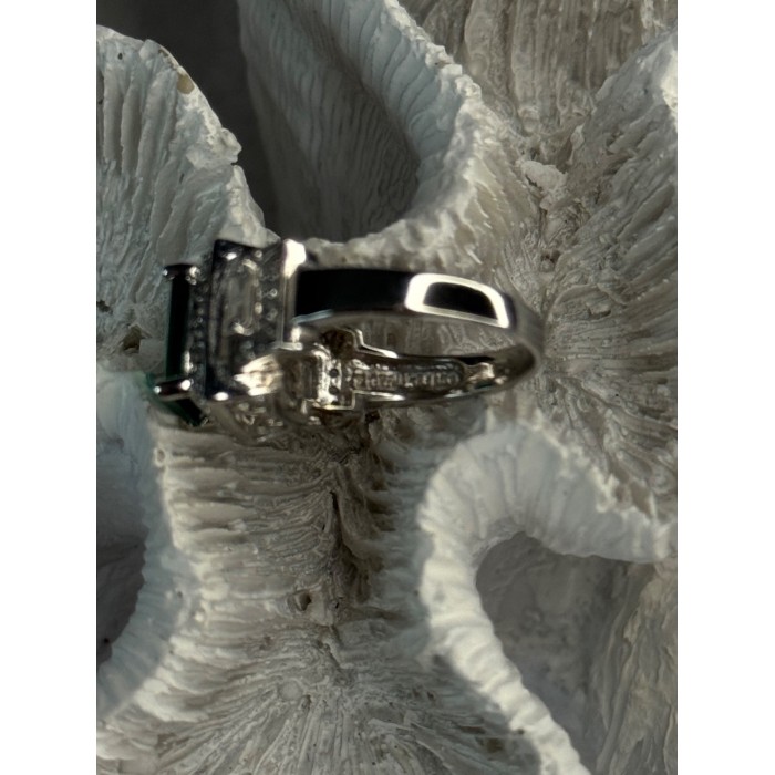 925 Sterling Silver Emerald & Cz Ring Size 6