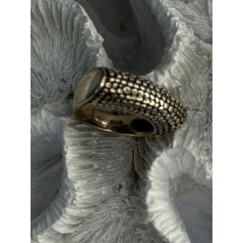 Unique Design 925 Sterling Silver Ring Size 5