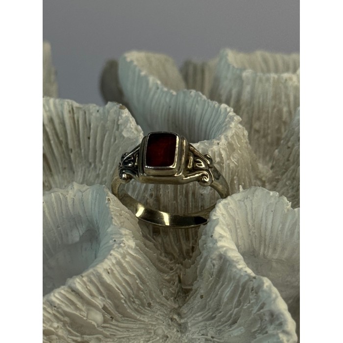Vintage 925 Sterling Silver Garnet Ring Size 7