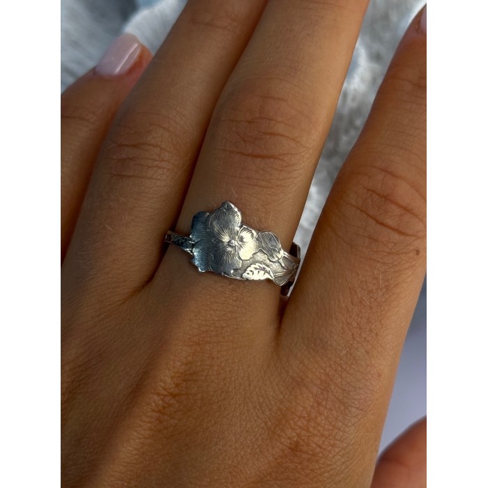 Vintage 925 Sterling Silver Ring Sizable