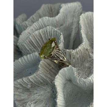 925 Sterling Silver Peridot Ring Size 9.5