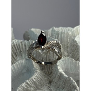 925 Sterling Silver Garnet & Beryl Ring Size 10