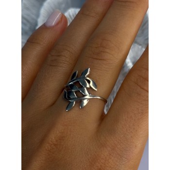 925 Sterling Silver Leaves Ring Size 9