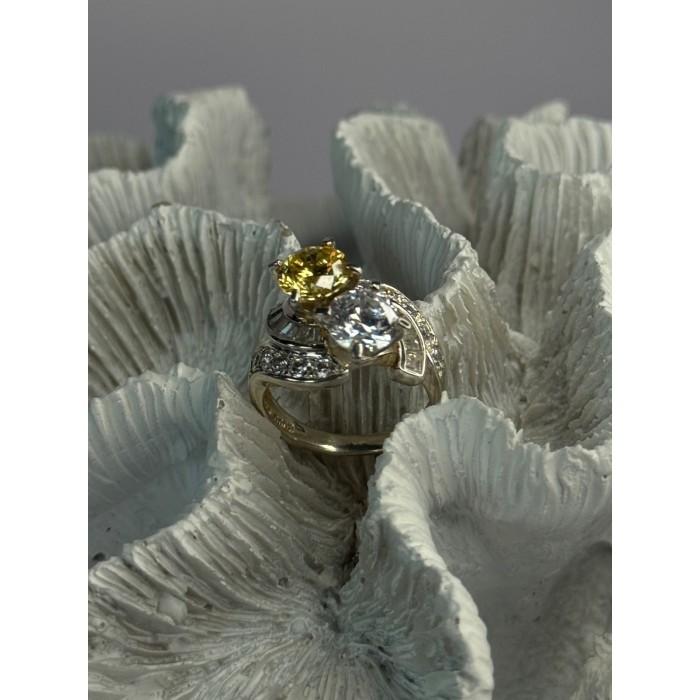 925 Sterling Silver Yellow & White Cz Ring Size 6
