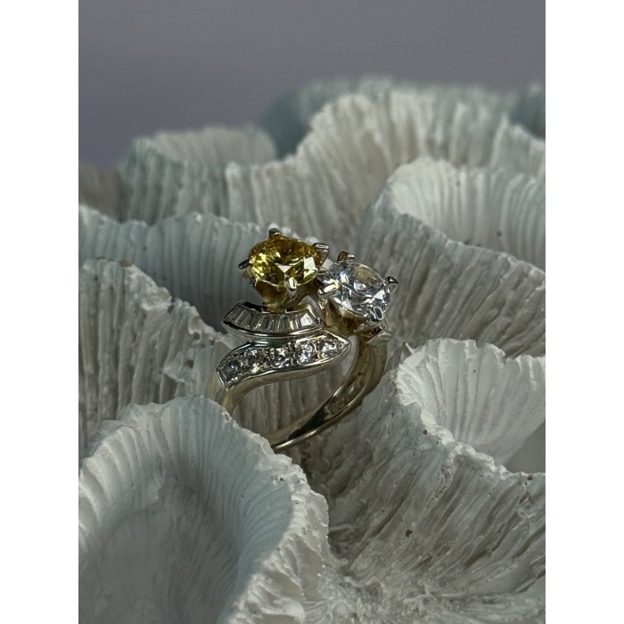 925 Sterling Silver Yellow & White Cz Ring Size 6