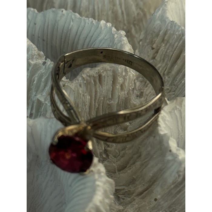 Vintage 925 Sterling Silver Ruby Ring Size 9.5