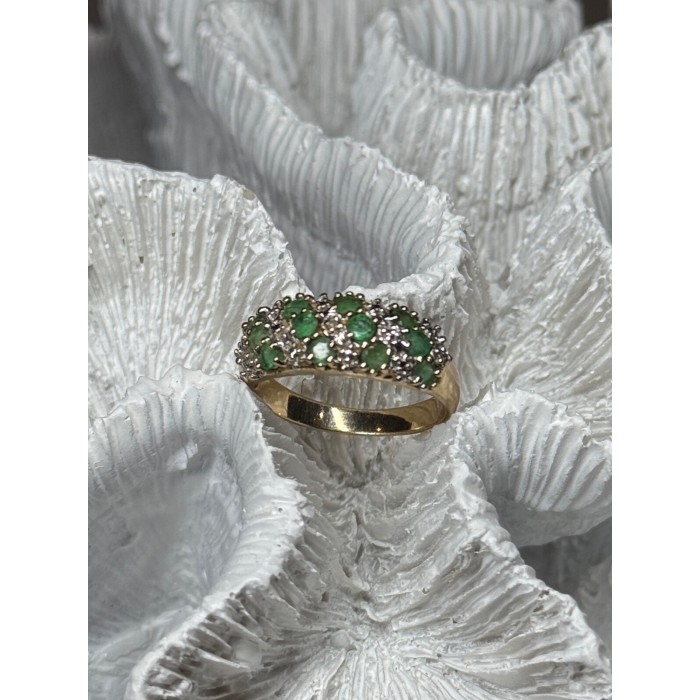 10K YELLOW GOLD RING EMERALD & DIAMOND SIZE 6