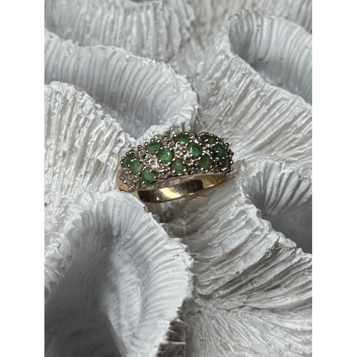 10K YELLOW GOLD RING EMERALD & DIAMOND SIZE 6