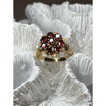 14K YELLOW GOLD RING GARNET FLOWER SIZE 5