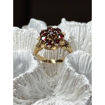 14K YELLOW GOLD RING GARNET FLOWER SIZE 5