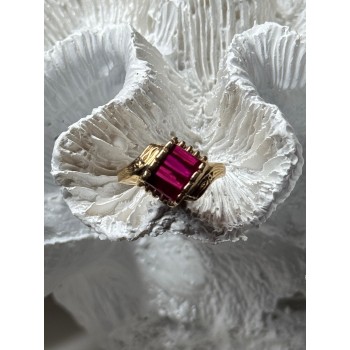14K YELLOW GOLD RING RUBY SIZE 2.5