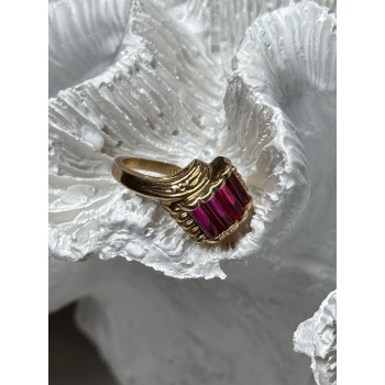 14K YELLOW GOLD RING RUBY SIZE 2.5