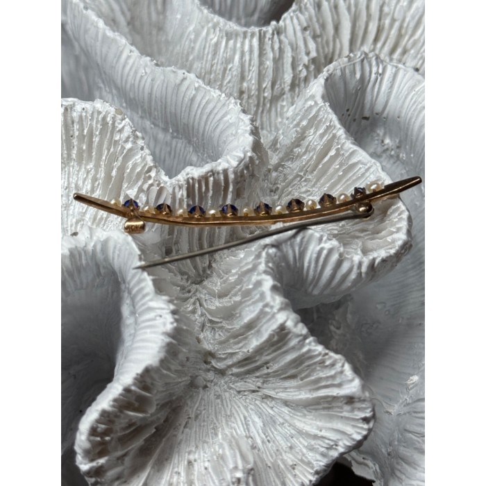 10K YELLOW GOLD SAPPHIRE & PEARLS BROOCH LENGTH 2 INCH