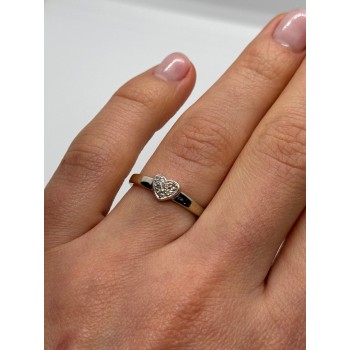 10K WHITE GOLD DIAMOND HEART  RING SIZE 6