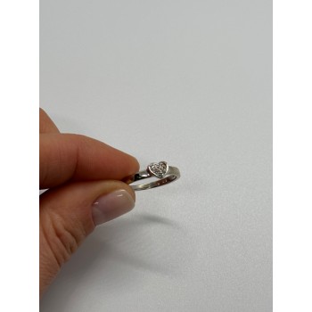 10K WHITE GOLD DIAMOND HEART  RING SIZE 6