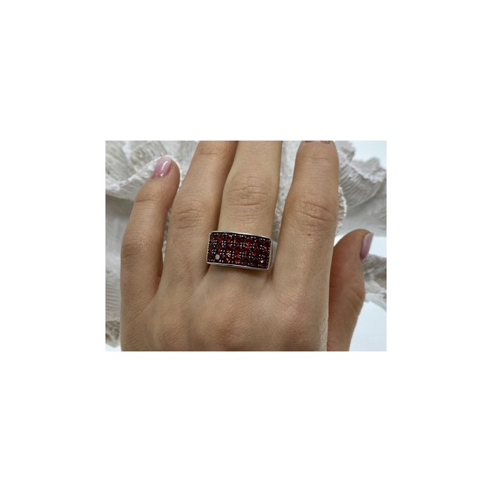 925 Sterling Silver Garnet Ring Size 8.5