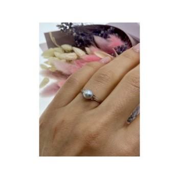 925 Sterling Silver Pearl Classic Ring Size 6.5